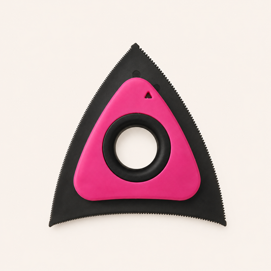 Brosse Triangulaire Anti-Poils pour Tapis et Canapés